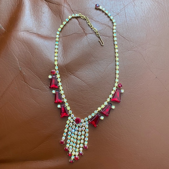 Jewelry - 1950s 50s vintage Art Deco gold iridescent rhinestone faux ruby drop necklace